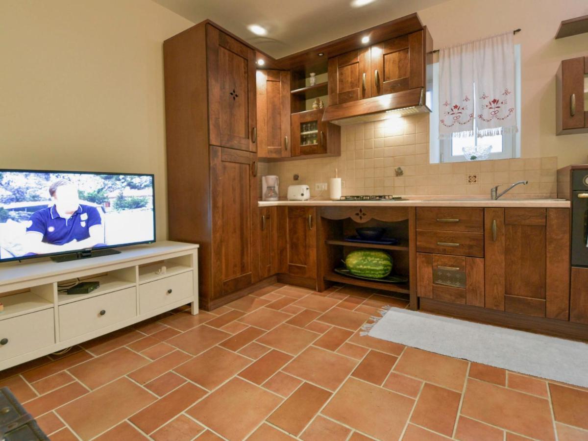 Holiday Home Mali dvori Diklo Esterno foto