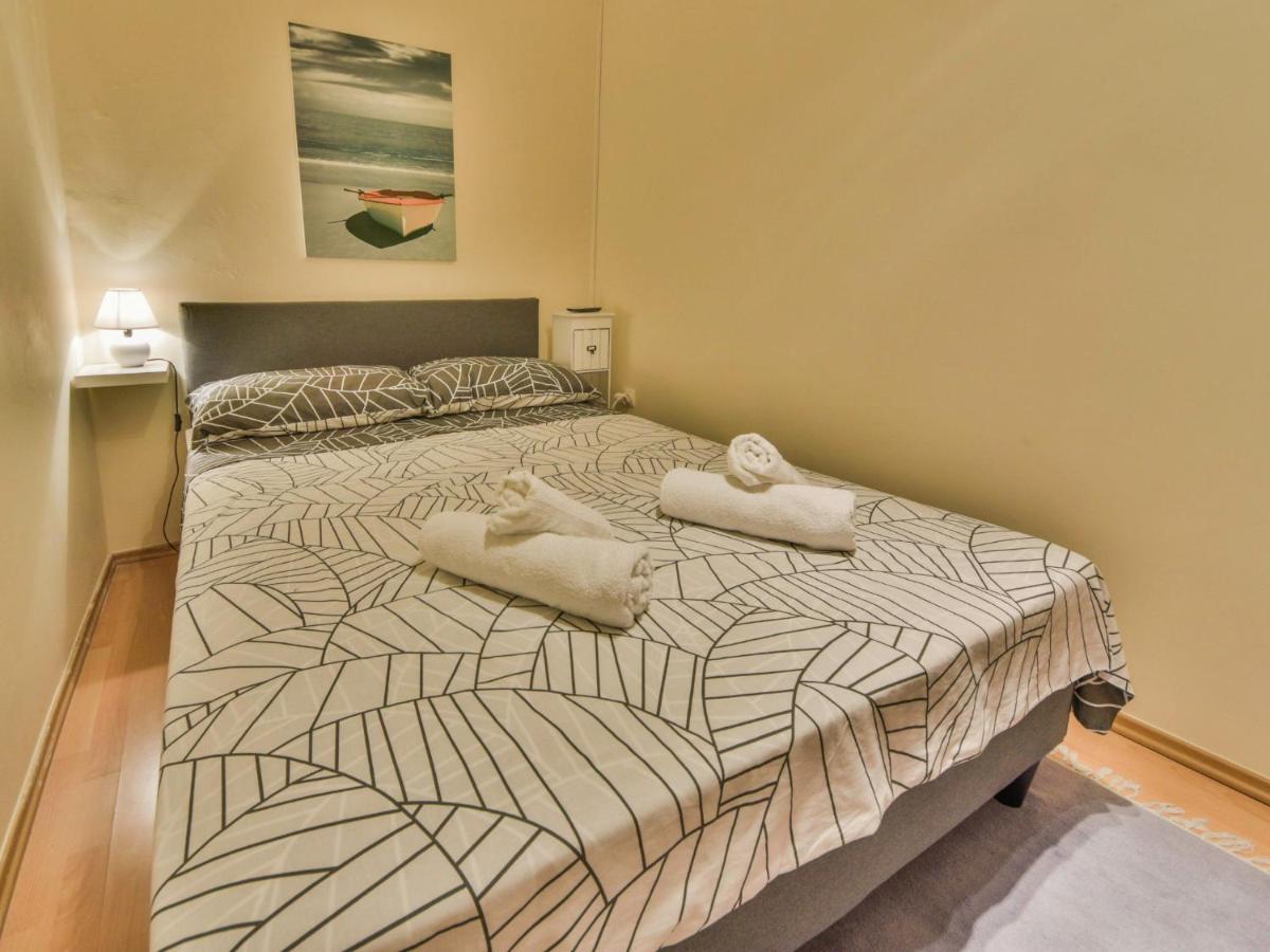Holiday Home Mali dvori Diklo Esterno foto
